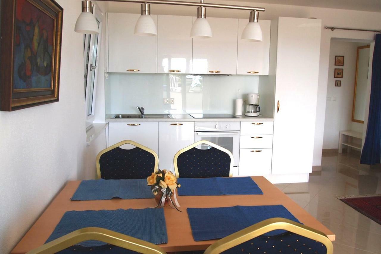 Open Hus Apartment Krvavica Exterior photo